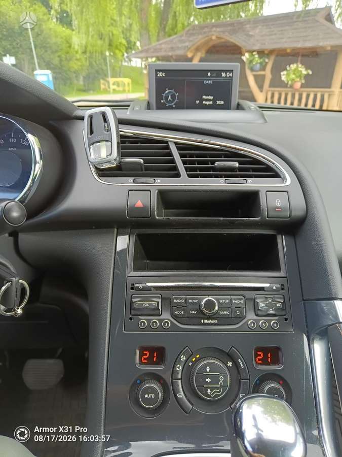 Peugeot 3008 - 3