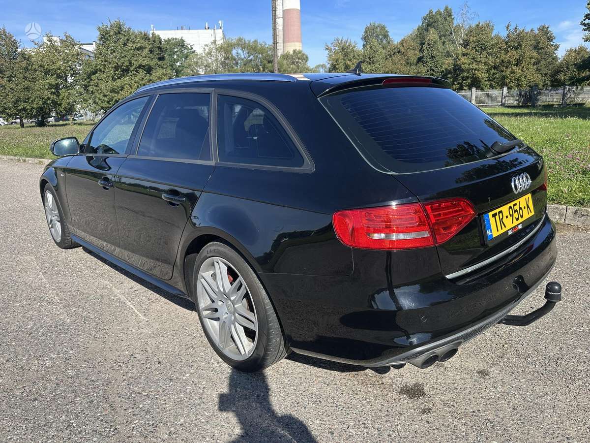 Audi A4, 2.0 l., universalas