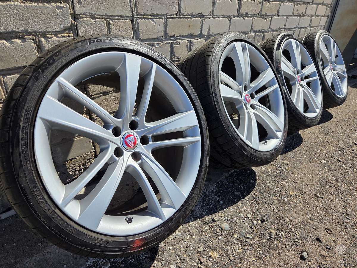 Jaguar F-Type, light alloy, R20