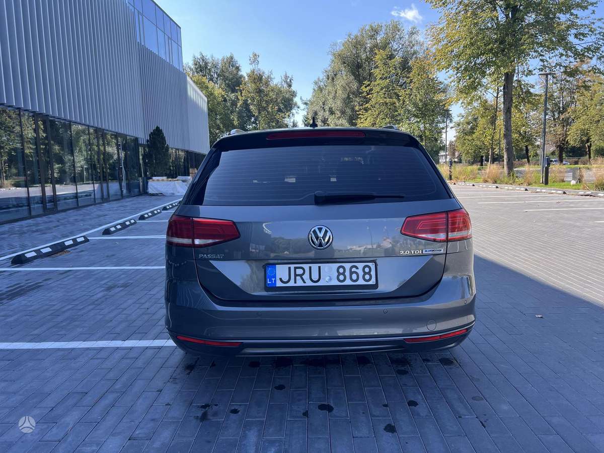 Volkswagen Passat - 7