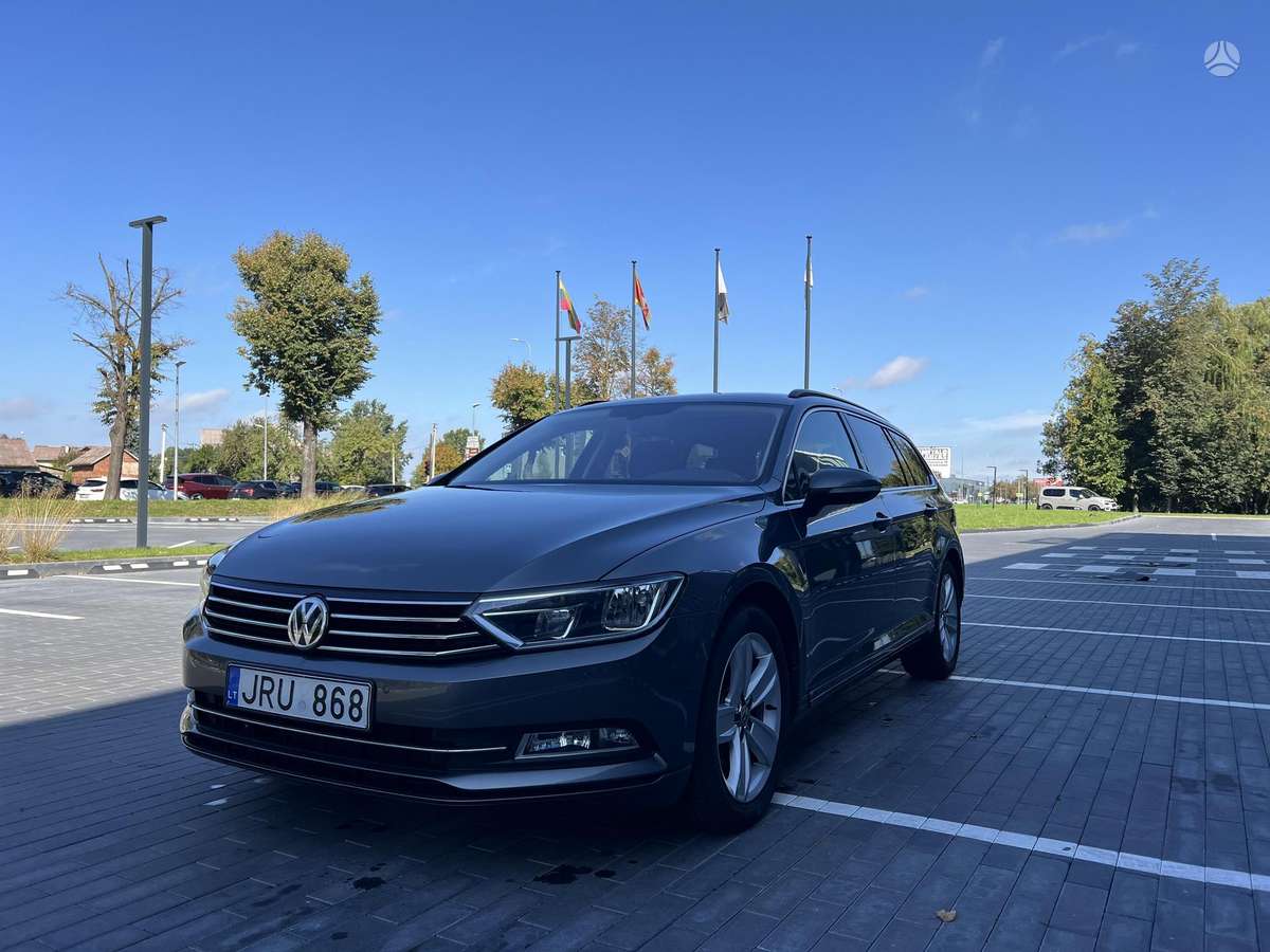 Volkswagen Passat - 2
