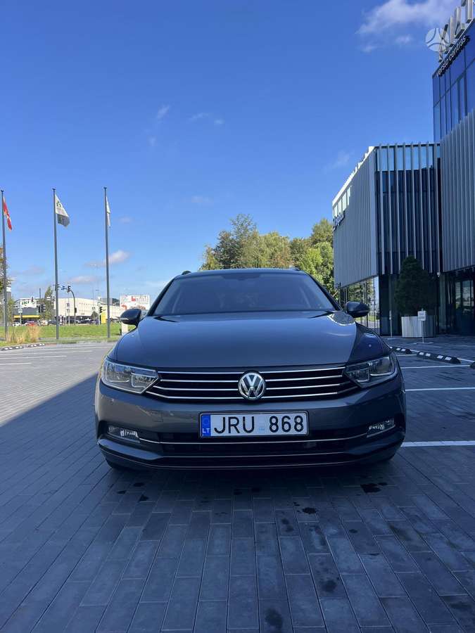 Volkswagen Passat - 10