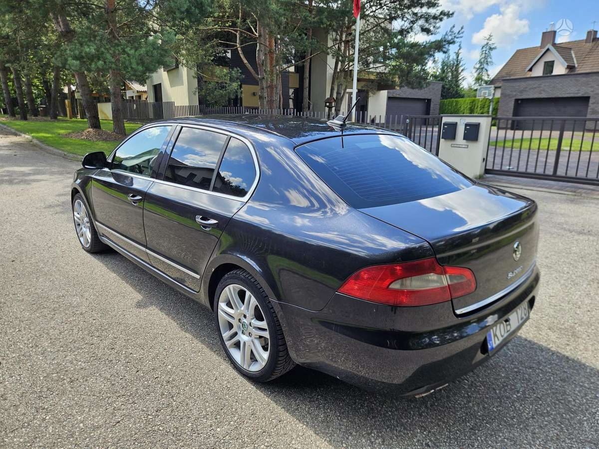 Skoda Superb, 2.0 l., Хэтчбек