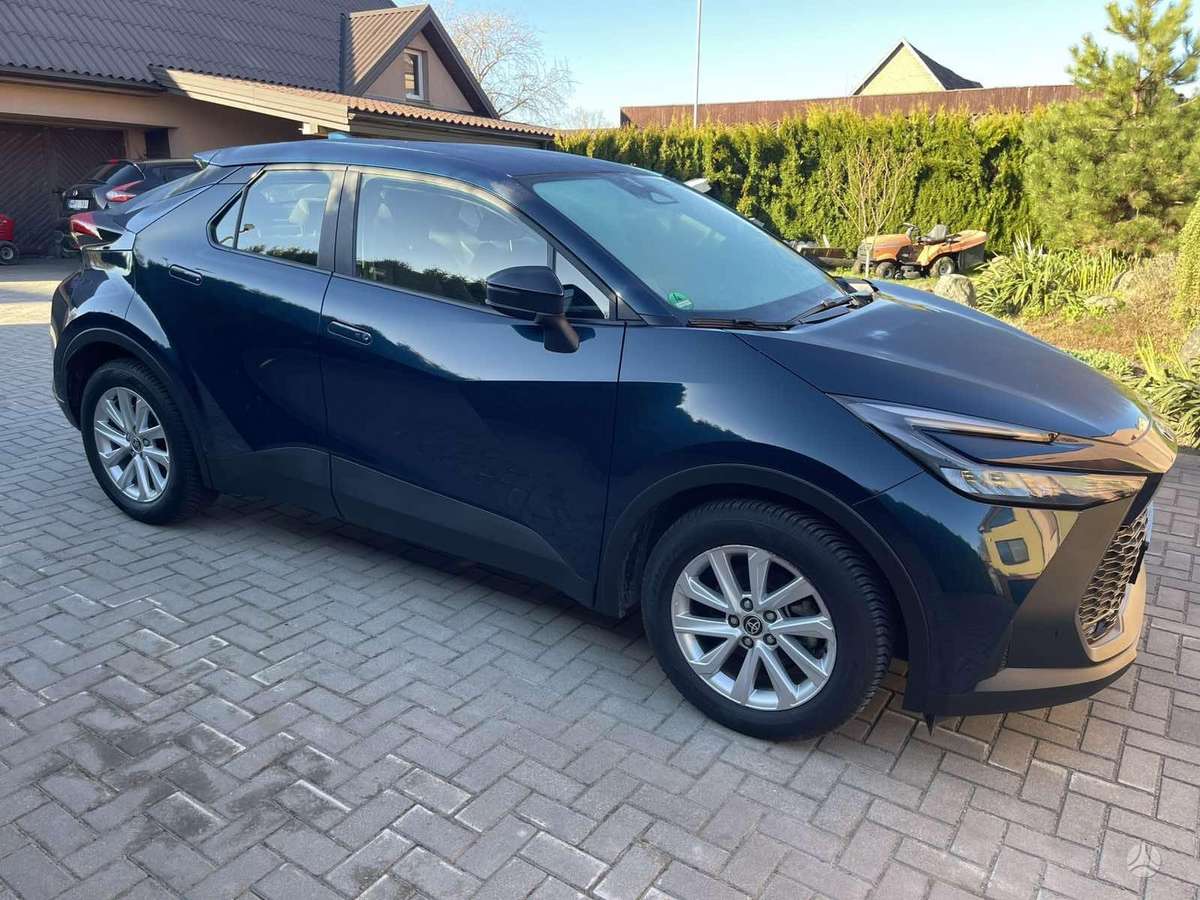 Toyota C-HR - 3