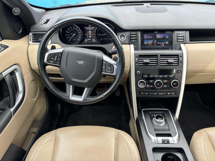 Land Rover Discovery Sport - 8