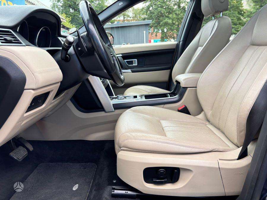 Land Rover Discovery Sport - 9