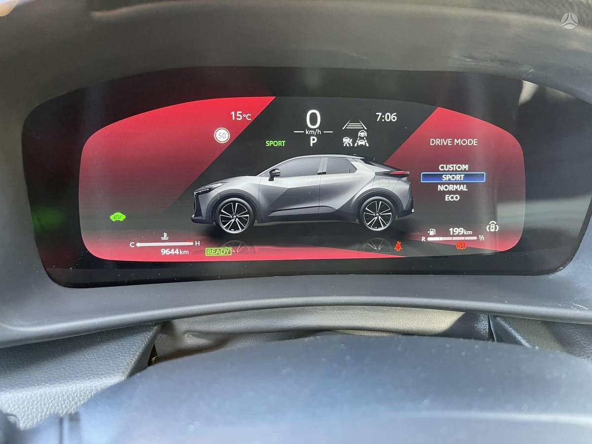 Toyota C-HR - 10