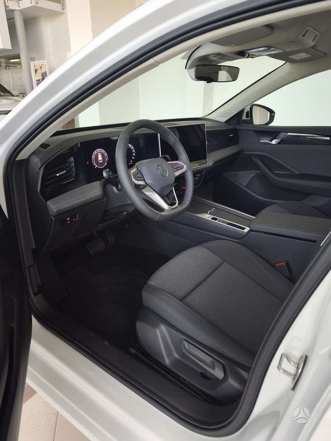 Volkswagen Passat - 5