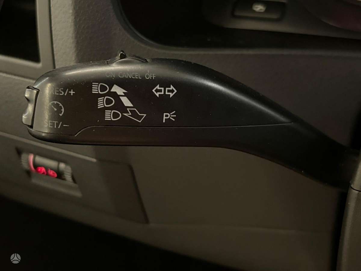 Volkswagen Multivan, 2.0 l., Минивэн