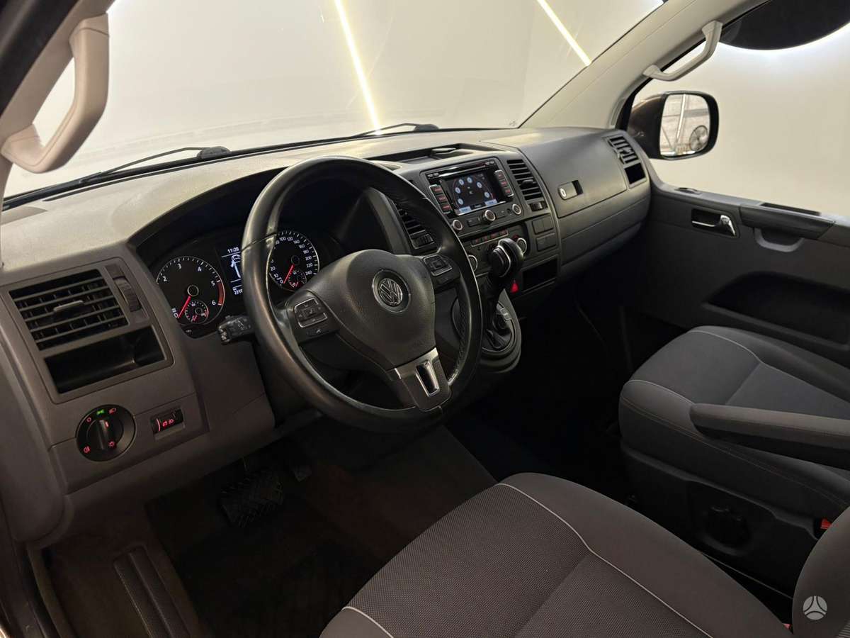 Volkswagen Multivan, 2.0 l., Минивэн