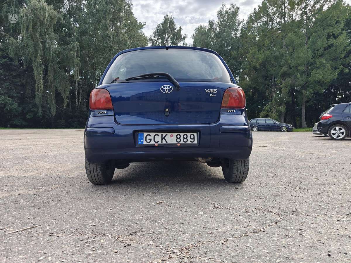 Toyota Yaris - 6