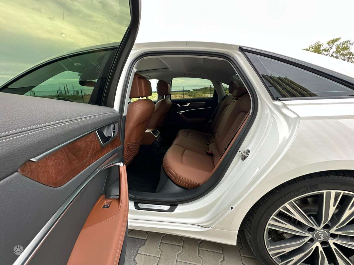 Audi A6, 3.0 l., Седан