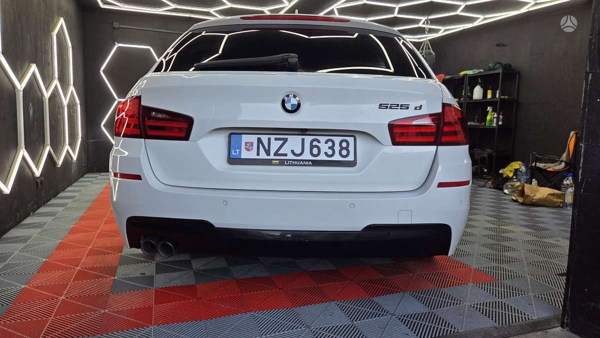 BMW 525, 2.0 l., Универсал