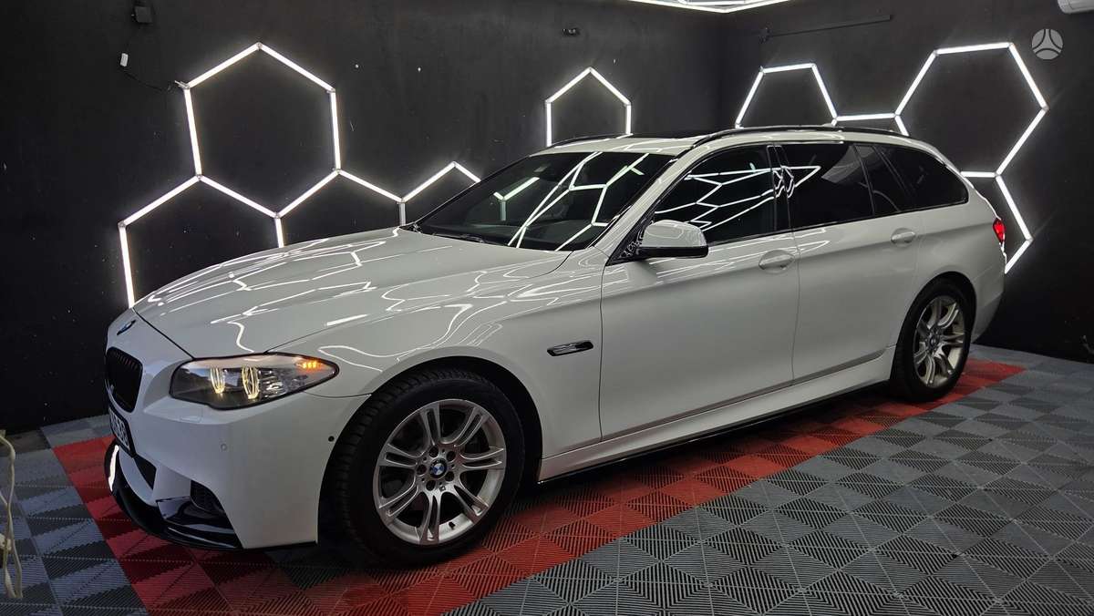 BMW 525, 2.0 l., Универсал