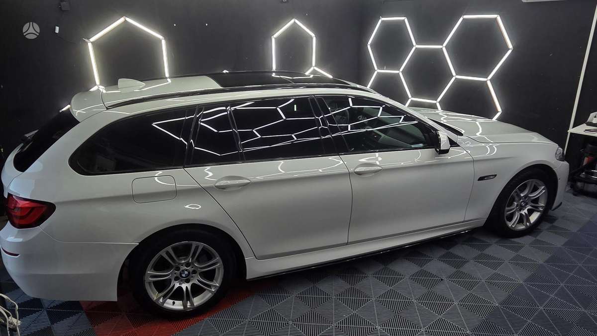 BMW 525, 2.0 l., Универсал