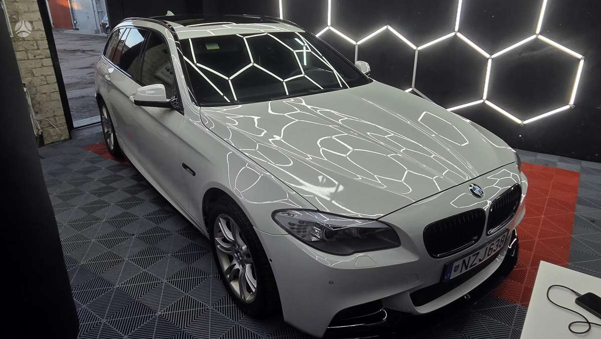 BMW 525, 2.0 l., Универсал