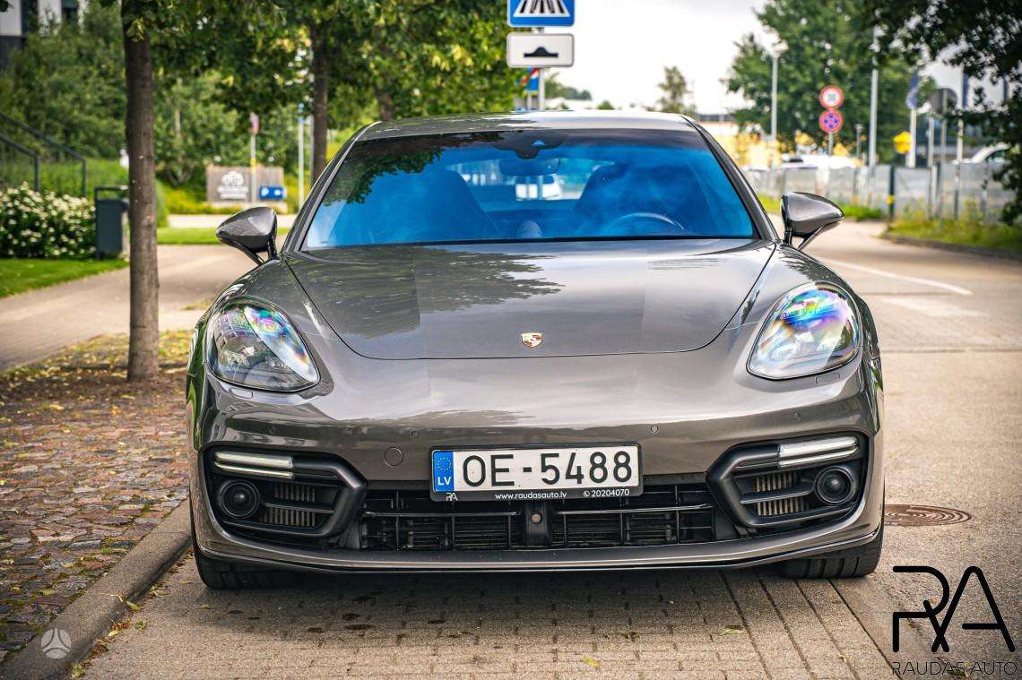Porsche Panamera - 2