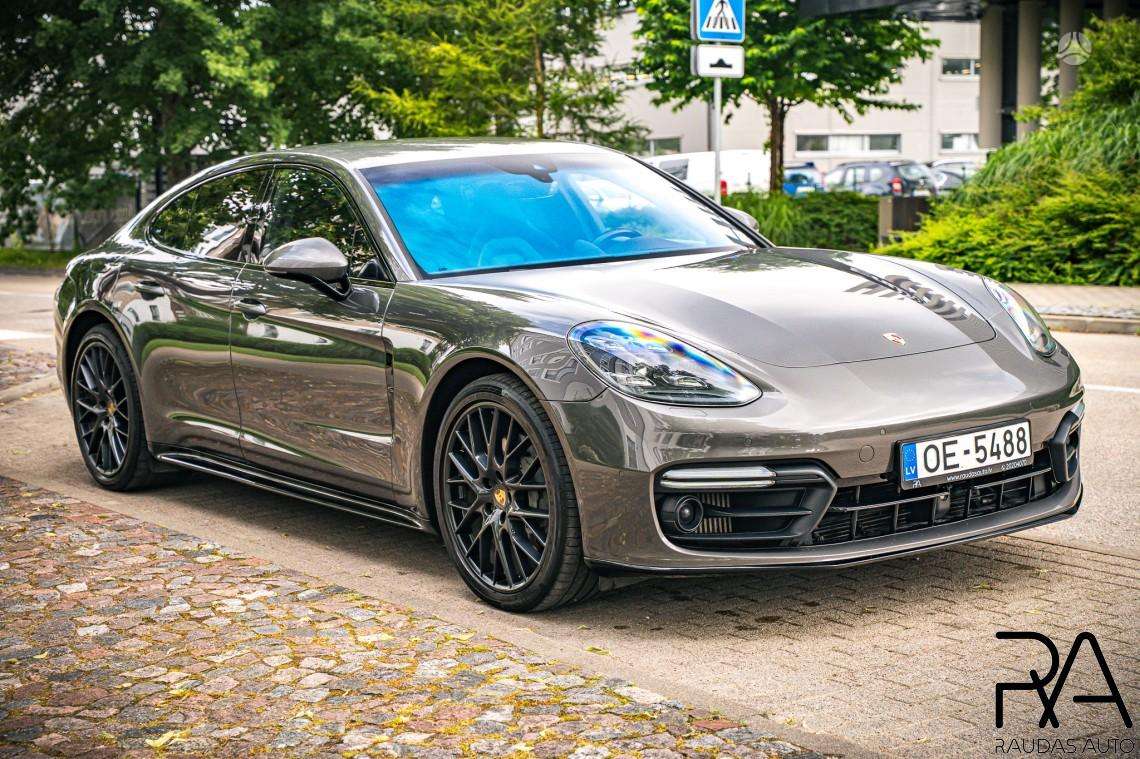 Porsche Panamera - 3