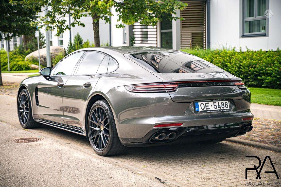 Porsche Panamera - 6
