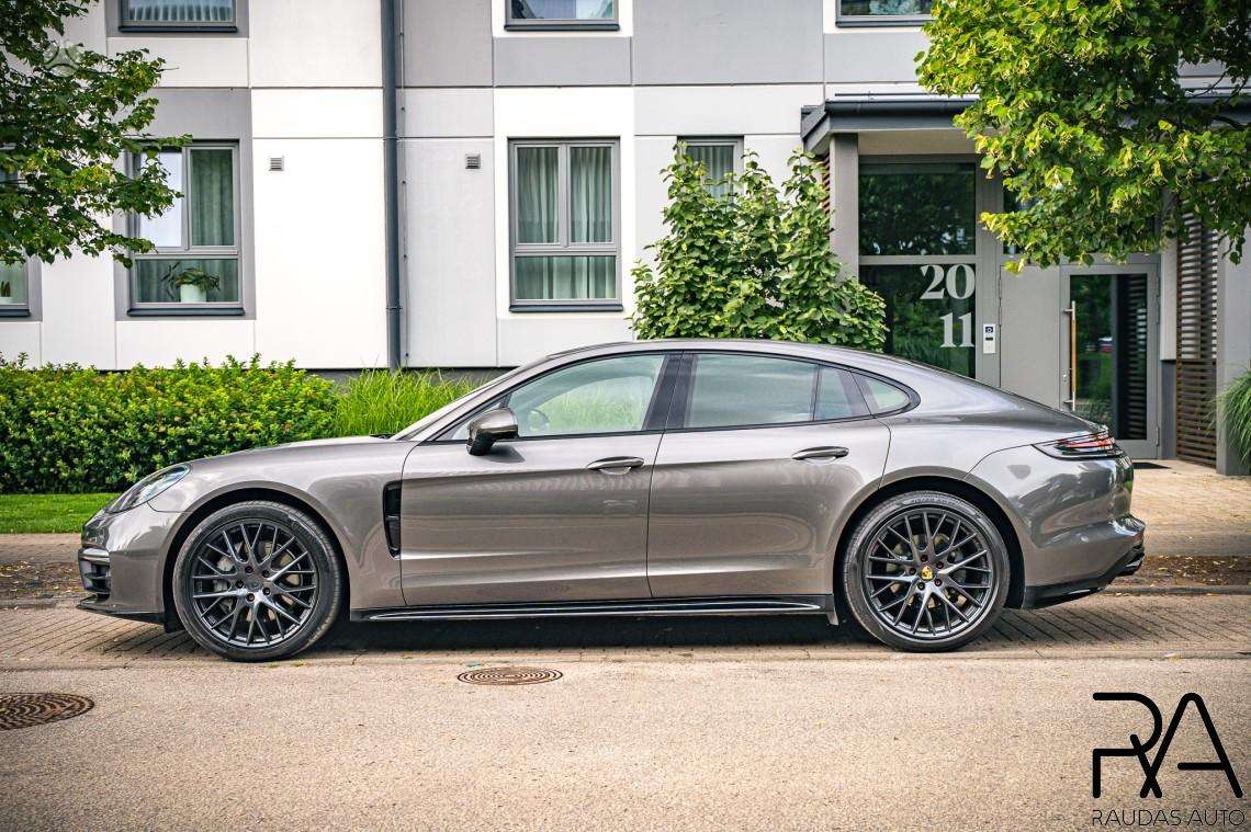 Porsche Panamera - 7
