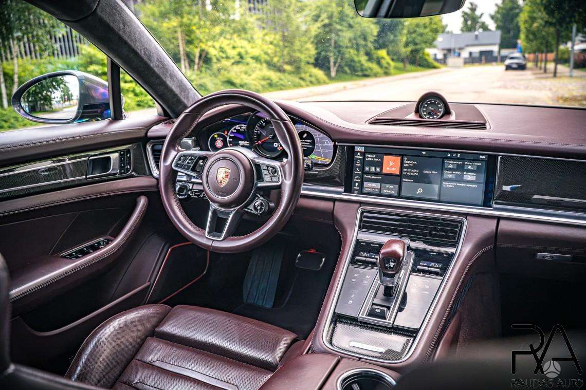 Porsche Panamera - 8