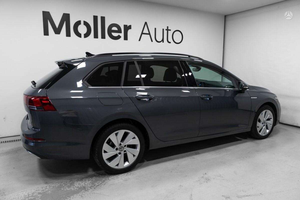 Volkswagen Golf - 4