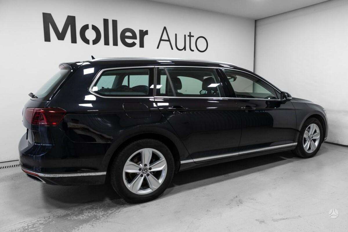 Volkswagen Passat - 4