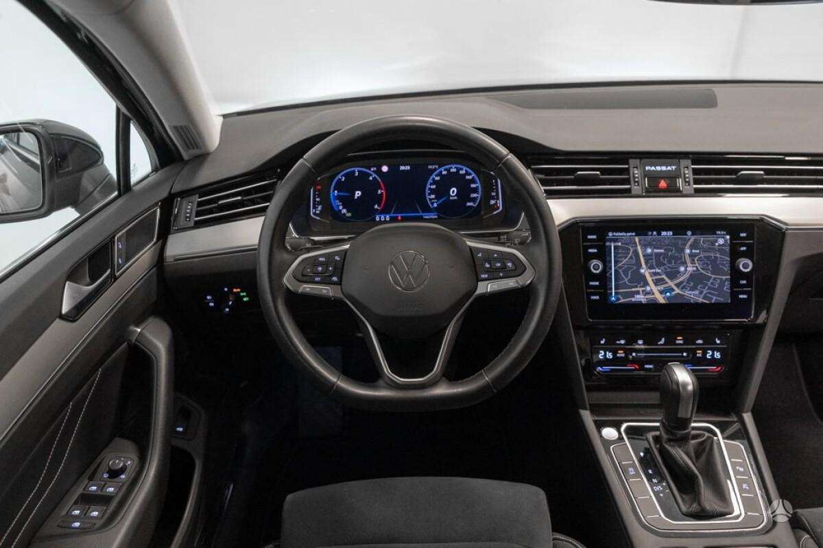 Volkswagen Passat - 11