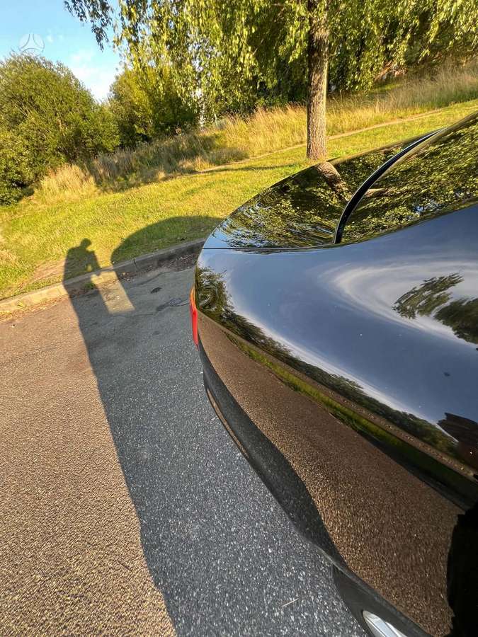 Audi A6, 2.0 l., Седан