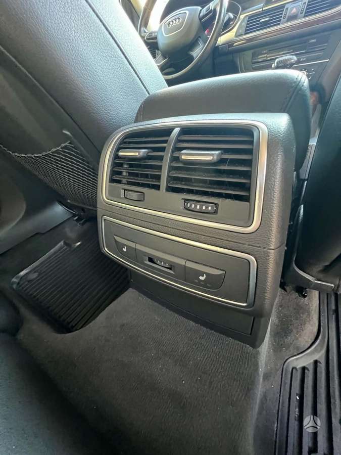 Audi A6, 2.0 l., Седан