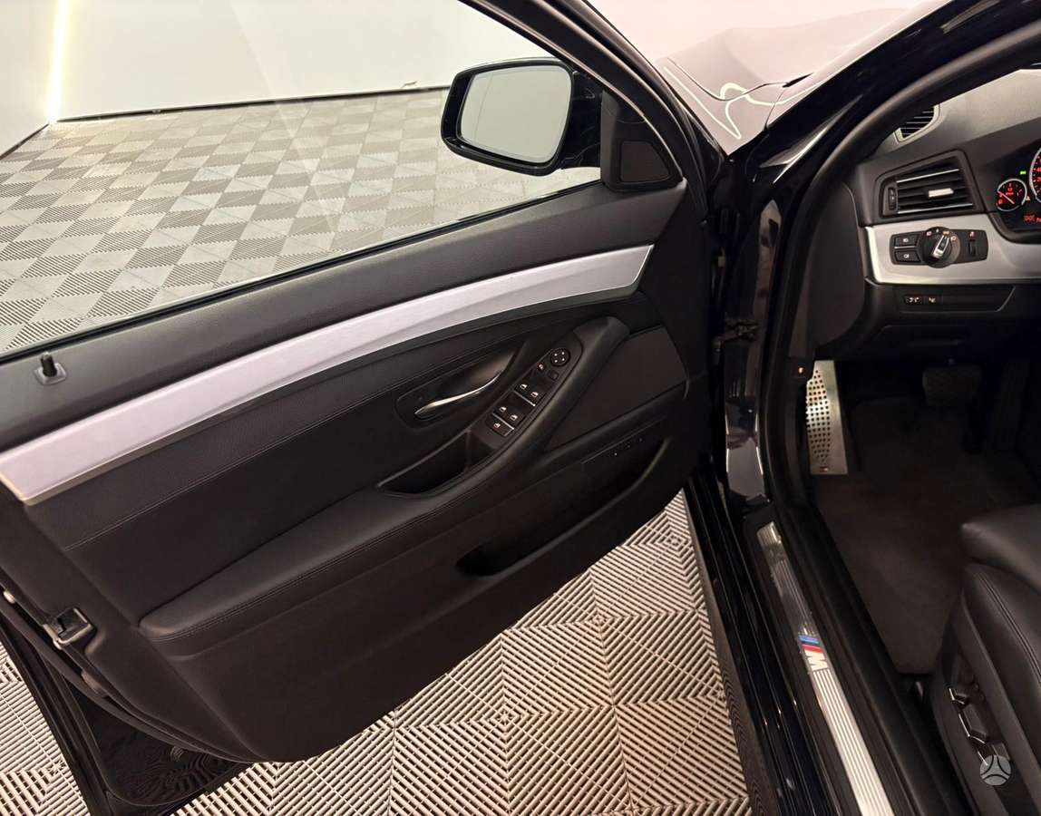 BMW 530, 3.0 l., Универсал