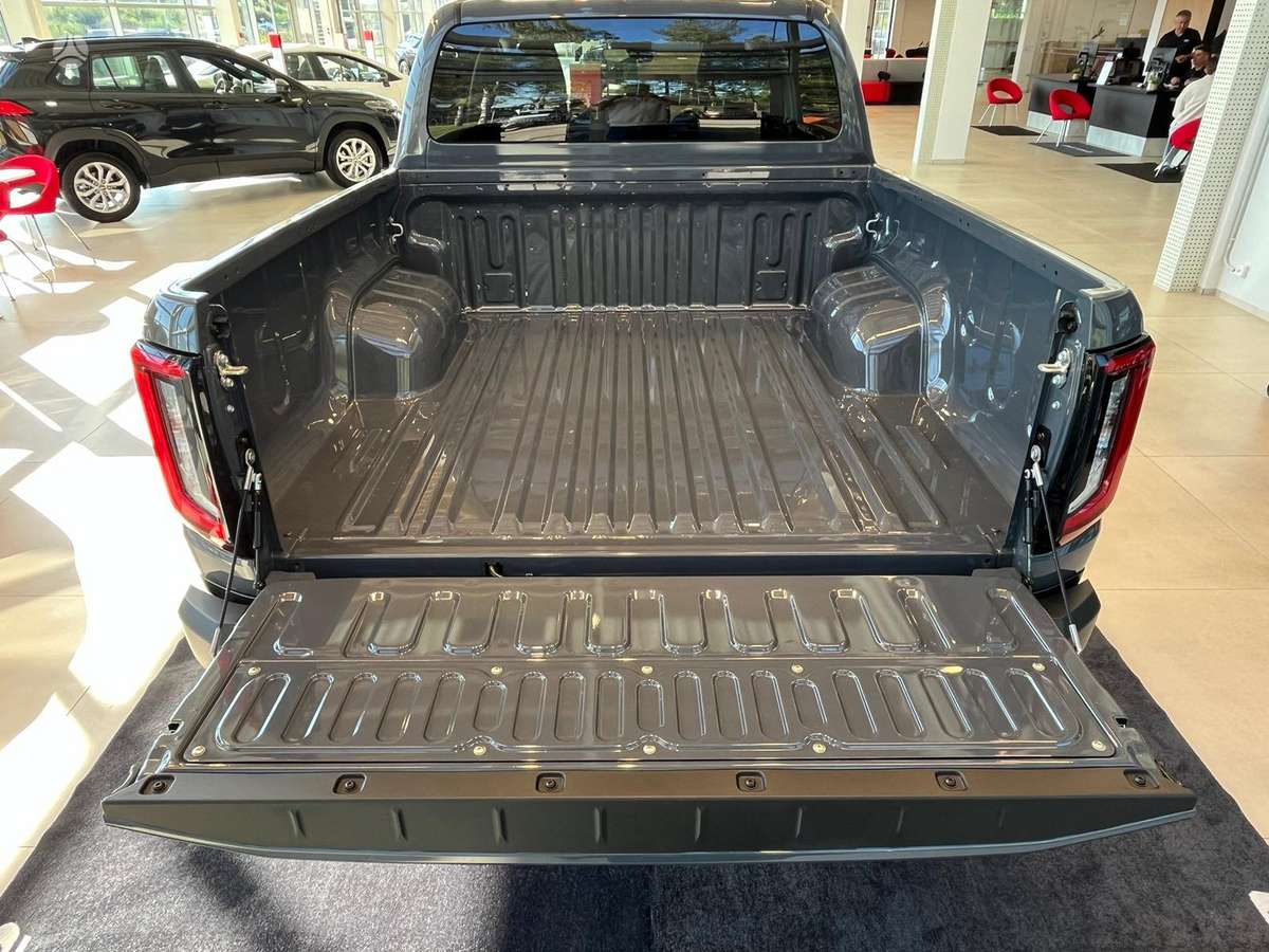 Toyota Hilux - 7