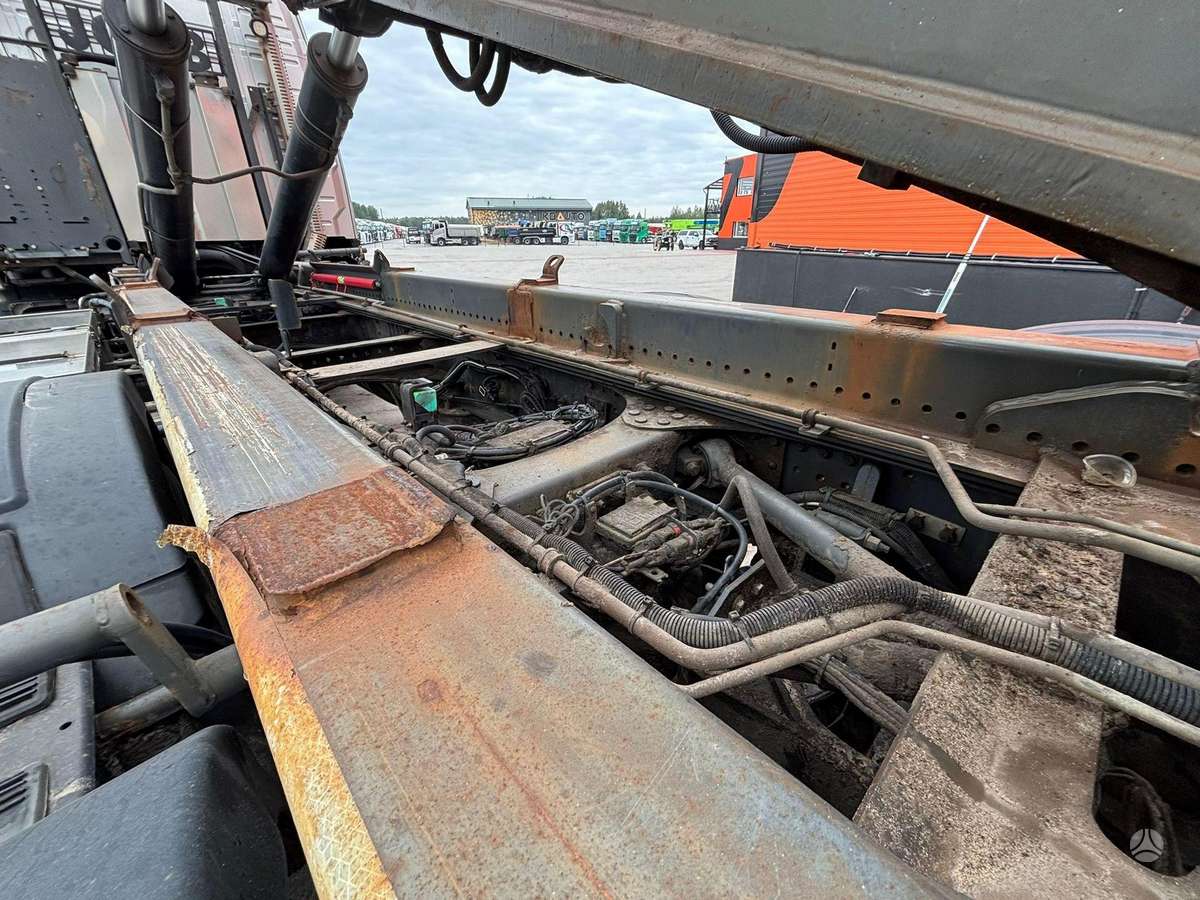 Volvo FM 460 6x2, hooklift trucks