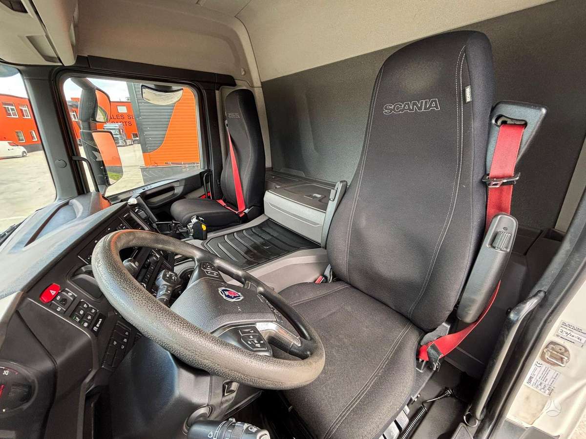 Scania P 500 6x2*4, шасси