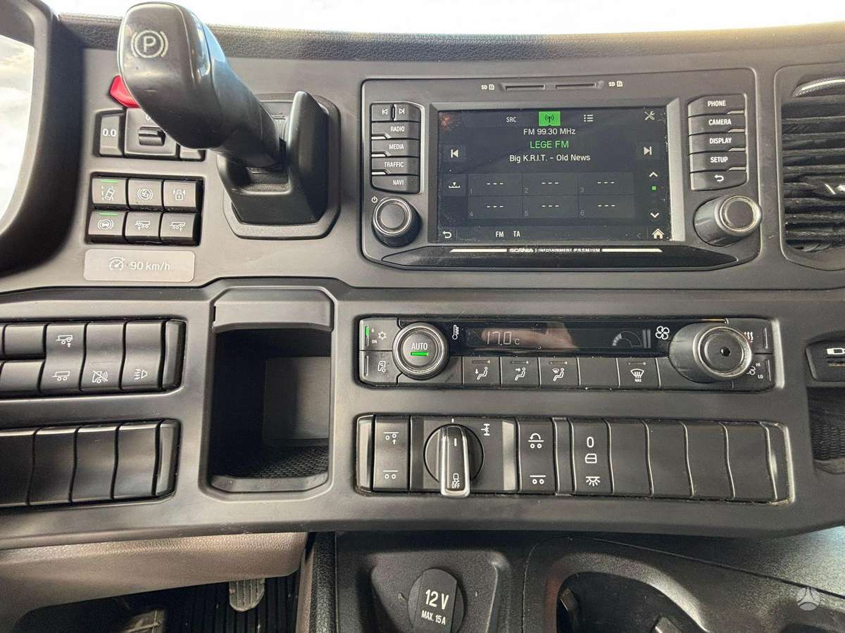 Scania P 500 6x2*4, шасси