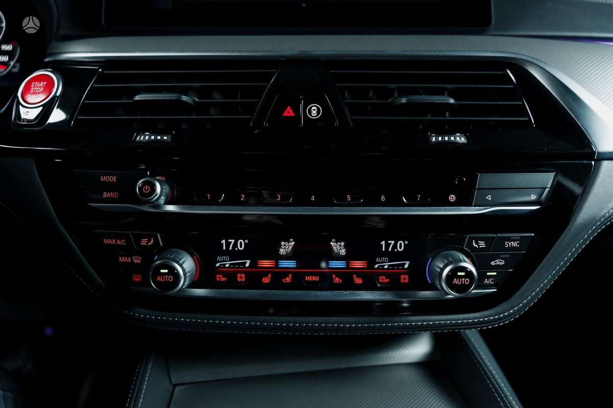 BMW M5, 4.4 l., Седан