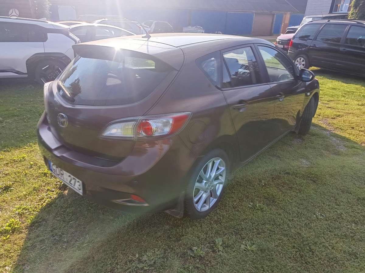 Mazda 3, 2.0 l., sedanas