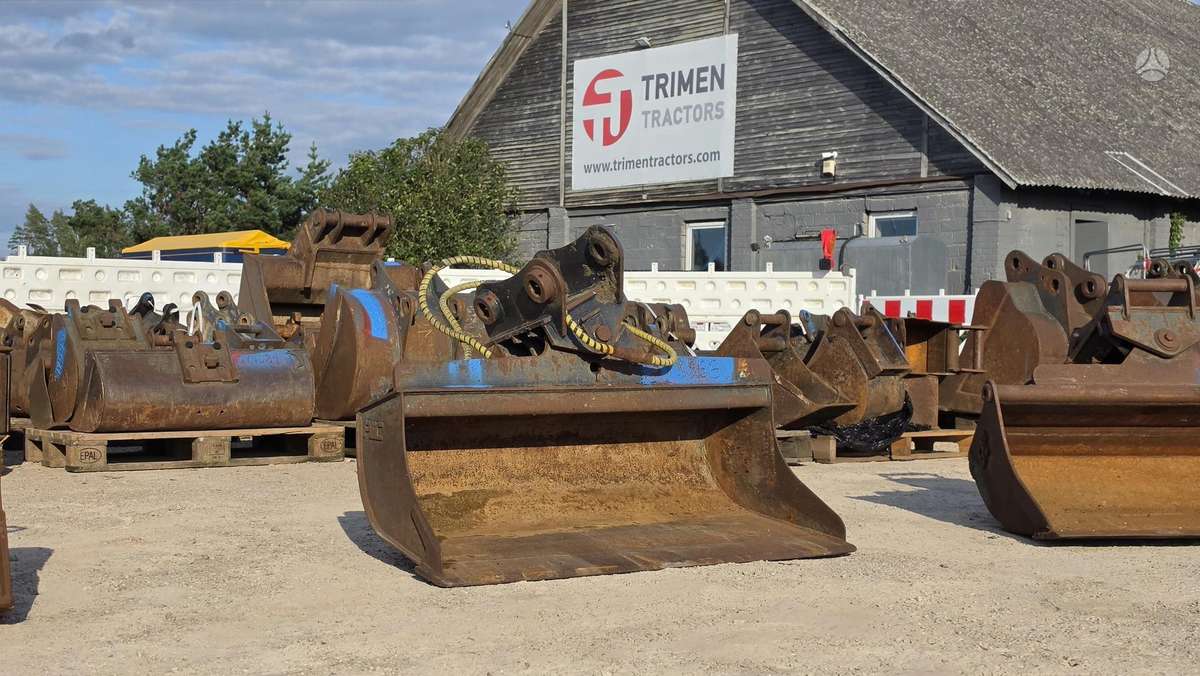 -Kita- JCB 3cx / 4cx, buckets