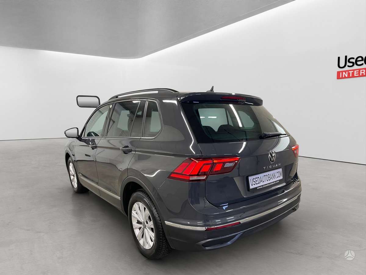 Volkswagen Tiguan - 6