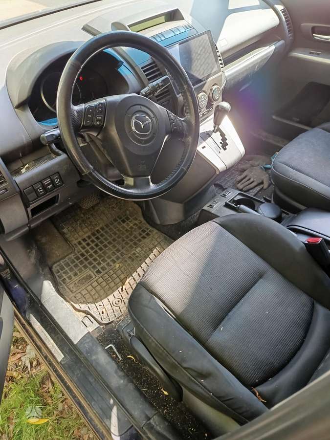 Mazda 5 kėbulo dalys