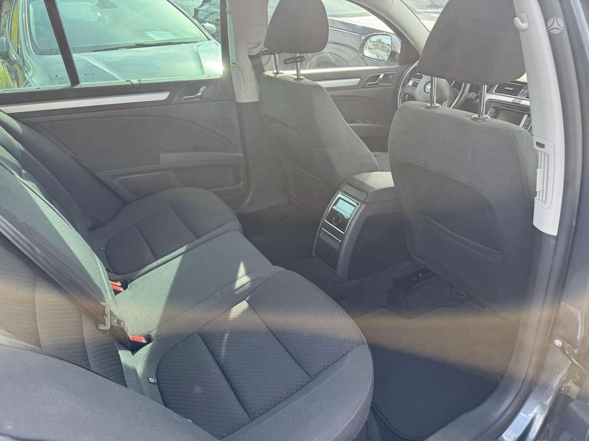 Skoda Superb, 1.6 l., Универсал