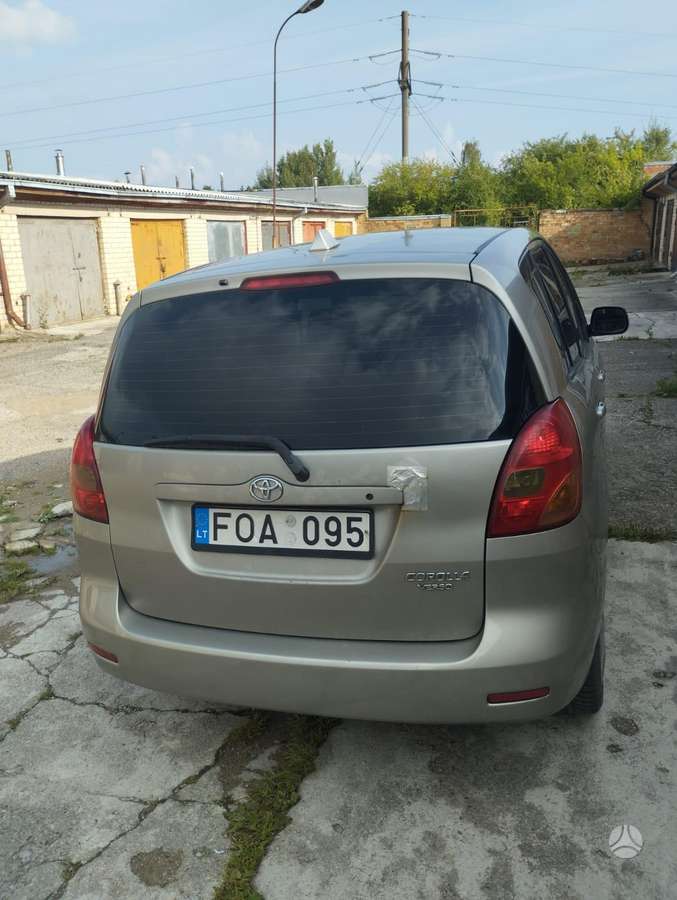 Toyota Corolla Verso - 2