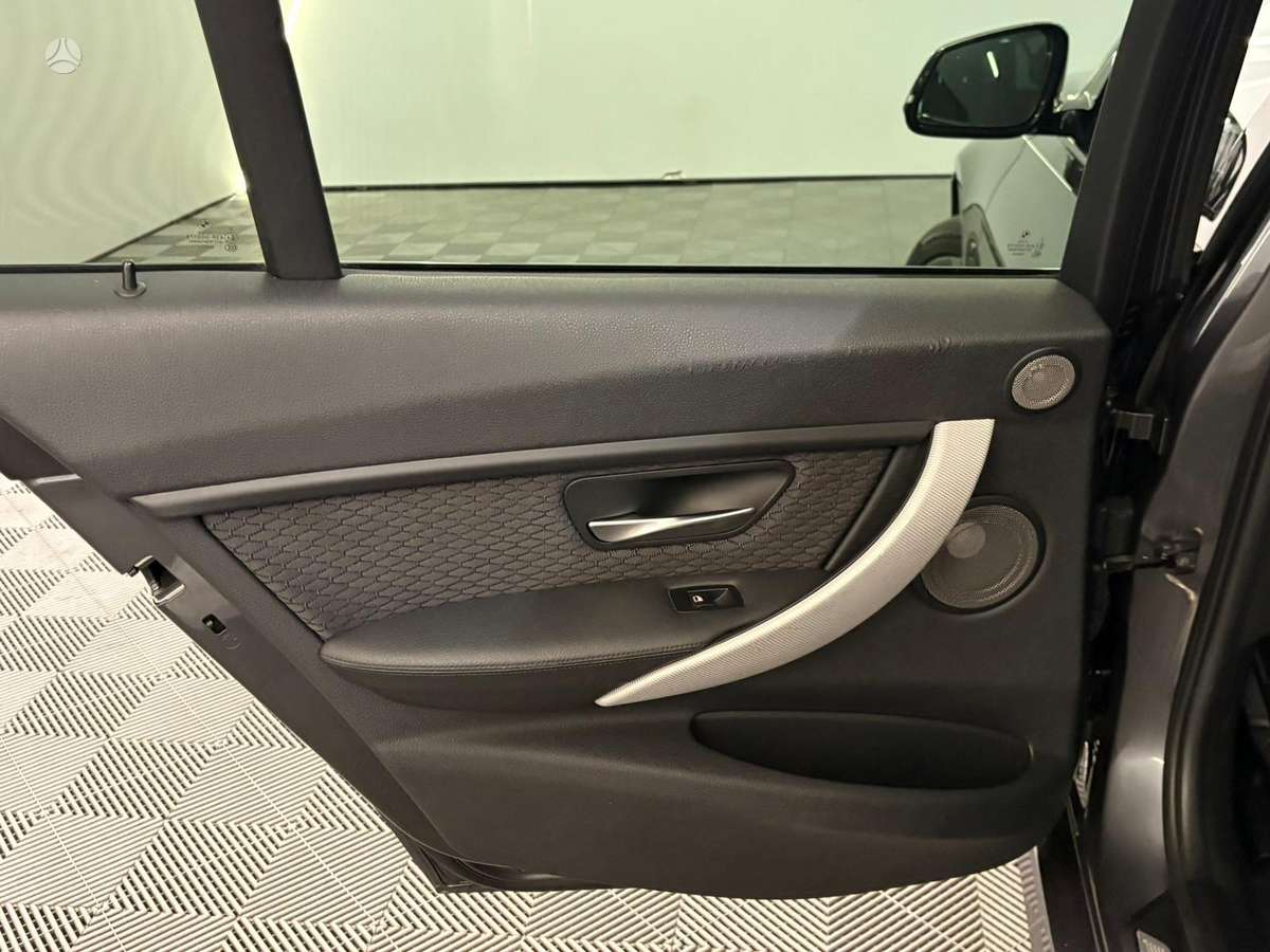 BMW 320, 2.0 l., Универсал