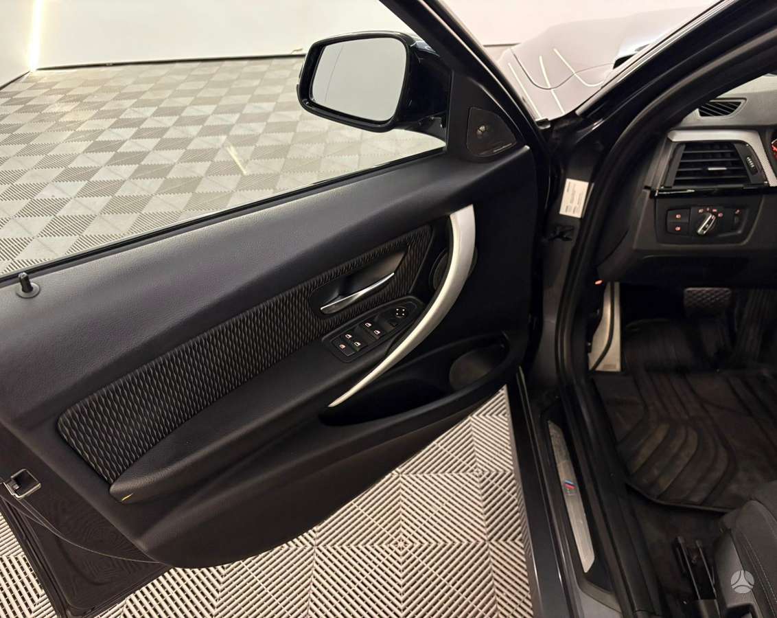 BMW 320, 2.0 l., Универсал