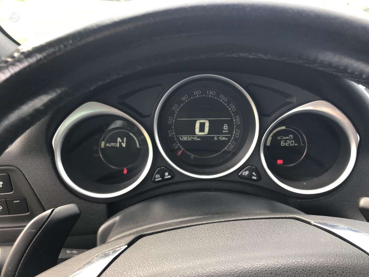 Citroen DS4, 1.6 l., hatchback