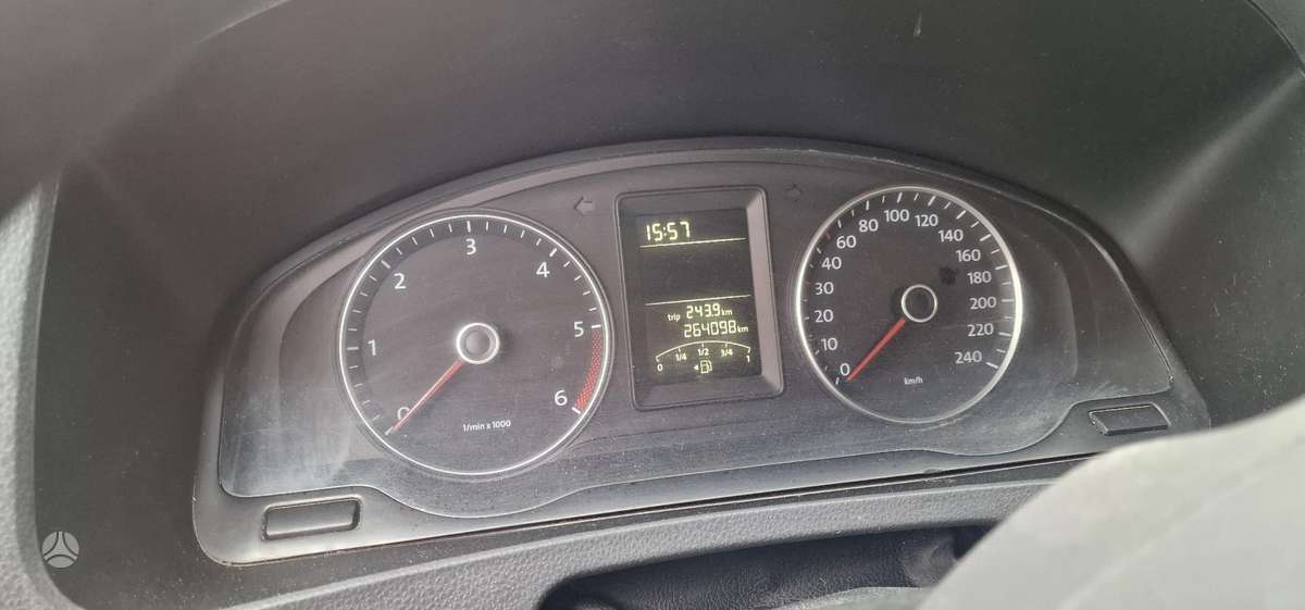 Volkswagen Transporter - 8