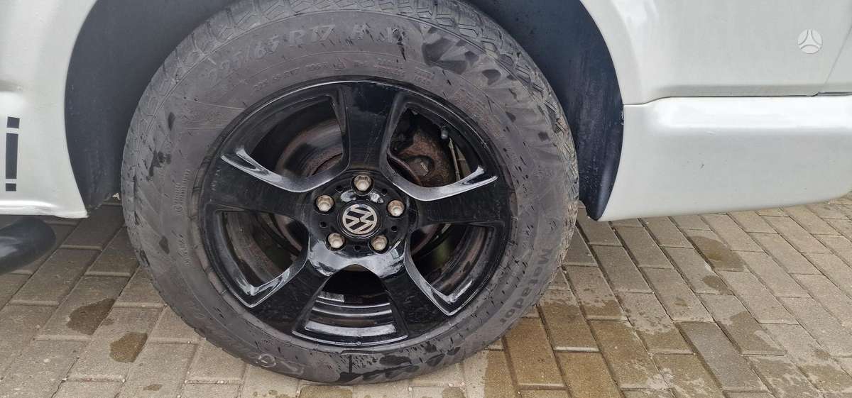 Volkswagen Transporter - 9