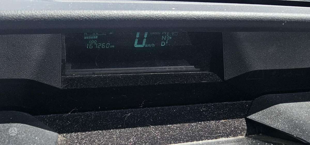 Toyota Prius - 10