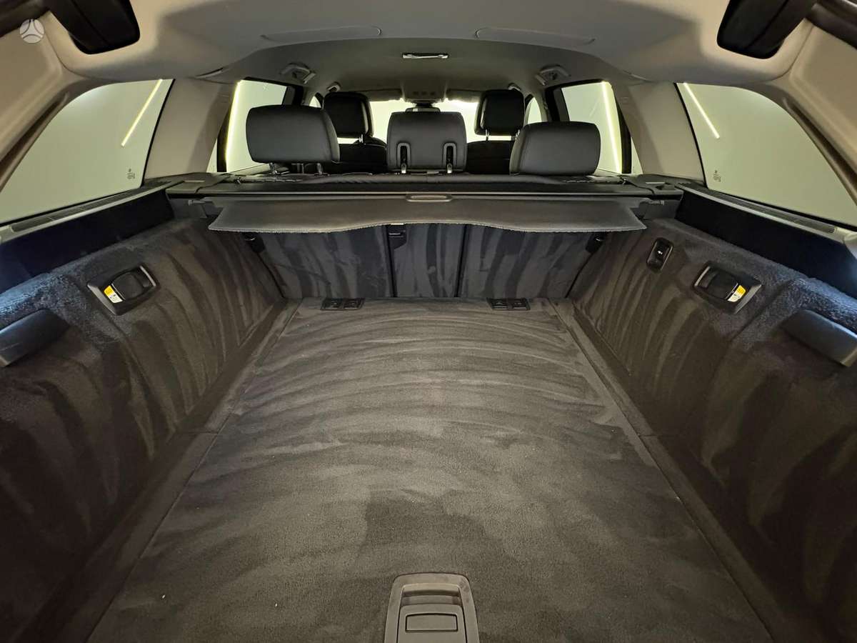 BMW 520, 2.0 l., wagon