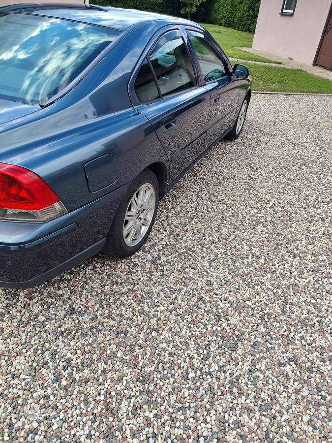 Volvo S60 - 4
